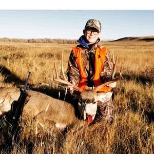 Meet your Posher, Cy